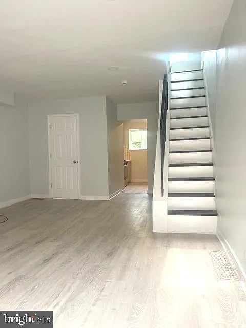 2 bed, 1.5 bath, 840 sqft, $1,500 — Photo 2