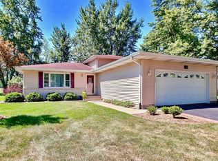 3753 Cherry Hill Dr, Crown Point, IN 46307