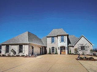 141 Burne Run, Madison, MS 39110