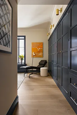 Sold by Compass | media 10