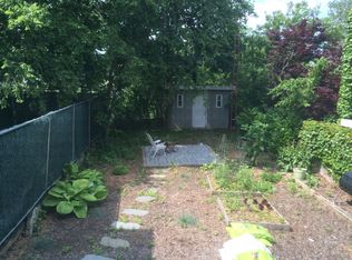 8058 57th St #2, Glendale, NY 11385