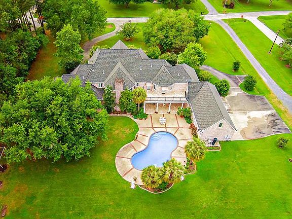 4th image of 206 Cedar Tree Dr