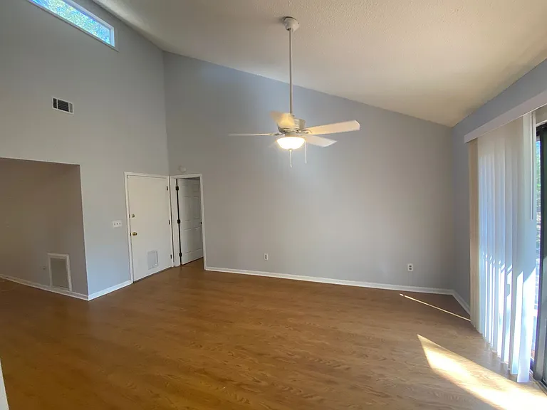 3154 Folsom Rd — Photo 6