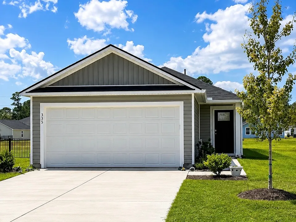 335 Mistletoe Way