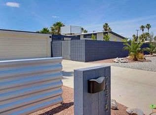 2475 N Avenida Caballeros, Palm Springs, CA 92262