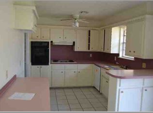 1013 SW 1st St, Moore, OK 73160