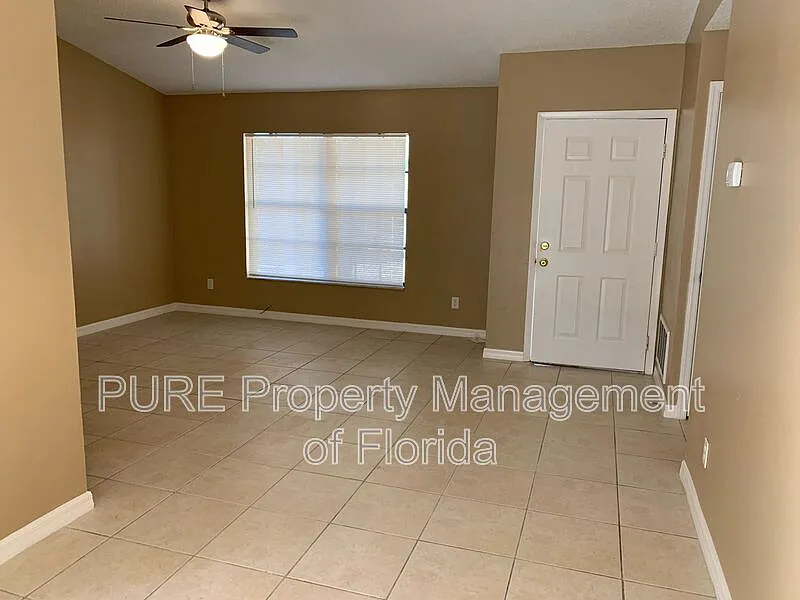 2 bed, 2.0 bath, 1036 sqft, $1,350 — Photo 2