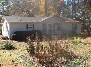 3429 Roundcliff Dr, Concord, NC 28025