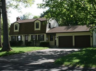 86 Green St, Ludlow, MA 01056