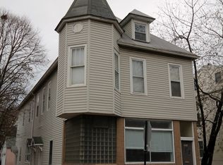 3059 N Leavitt St APT 1R, Chicago, IL 60618