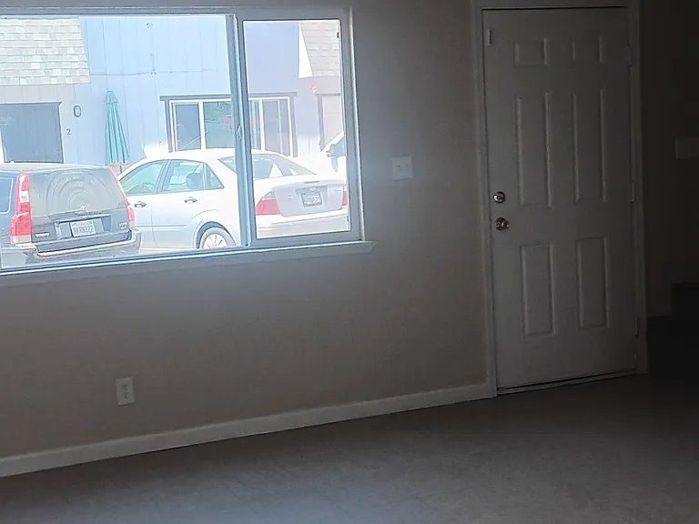 221 S Sierra Vista St #9 — Photo 6