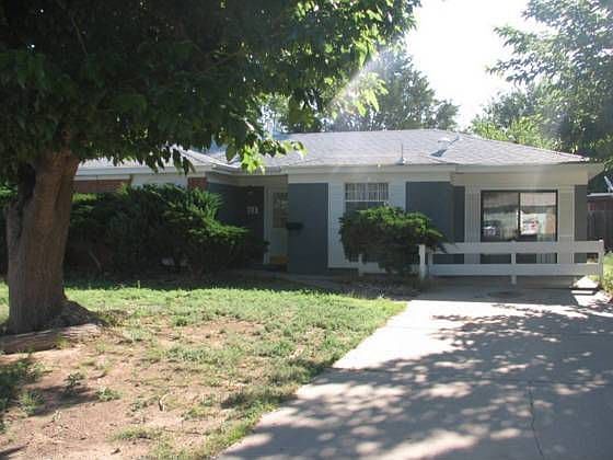 1st image of 27 Deborah Dr