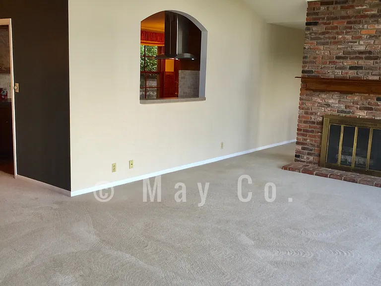 1528 Dresden Cir — Photo 5