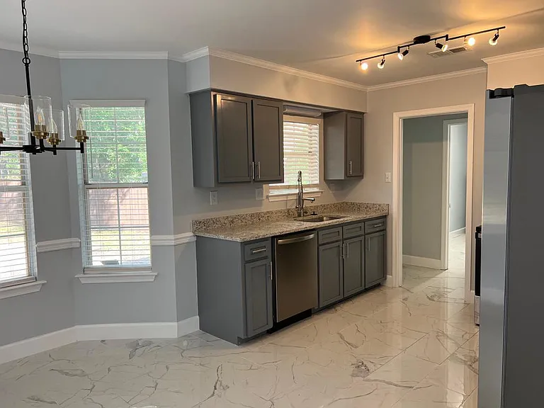 3233 Autumn Ridge Dr W — Photo 5