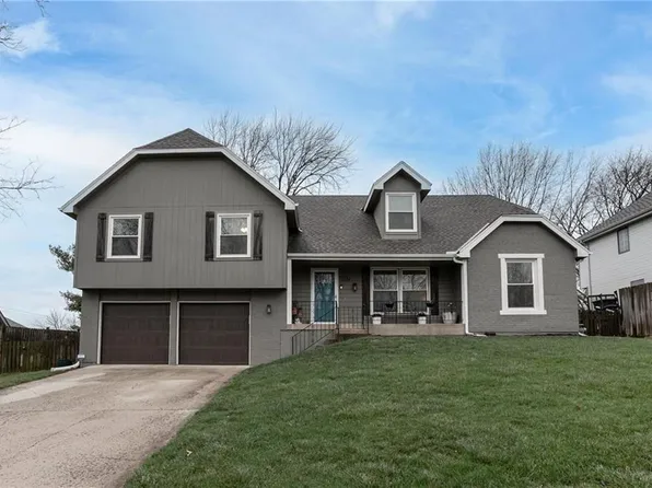 7024 Parkhill St, Shawnee, KS 66216