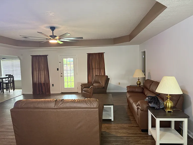 108 Blueberry St — Photo 2