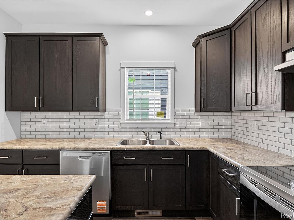 7551 Packard Ave, photo 20