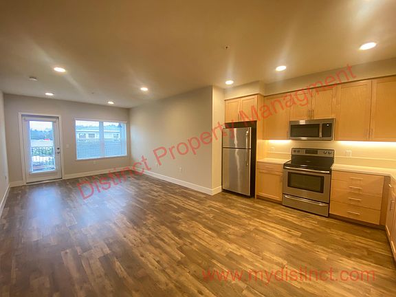 4th image of 716 Darwin St Unit 308