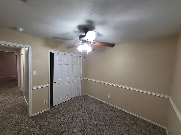 249 Weeping Willow — Photo 24