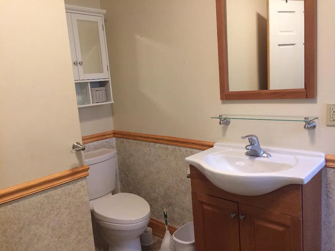 3 bed, 780 sqft, $2,925 — Photo 3