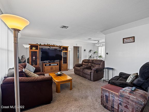 4th image of 2873 Notre Dame Ave