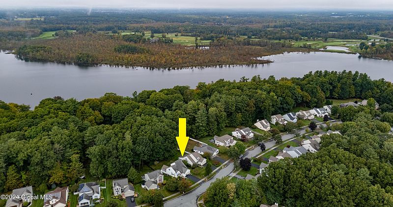 4th image of 17 Waterview Drive