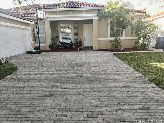 2nd image of 3242 SW 53rd St