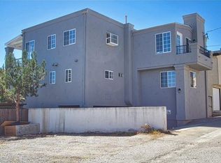 728 W 30th St, San Pedro, CA 90731