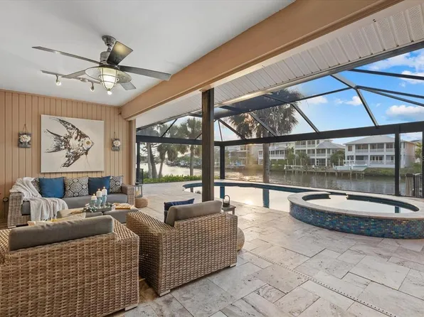 1461 Marlin St, Nokomis, FL 34275