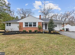 620 S Woodbury Rd, Pitman, NJ 08071