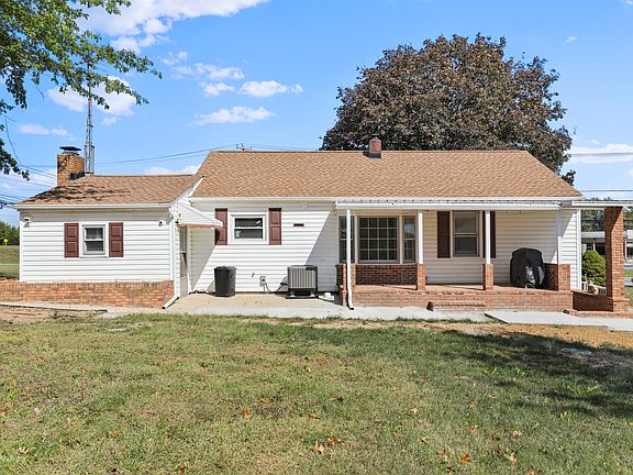 3rd image of 12922 Salem Ave #2