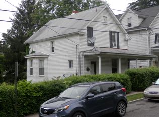 917 Charles Ave, Morgantown, WV 26505