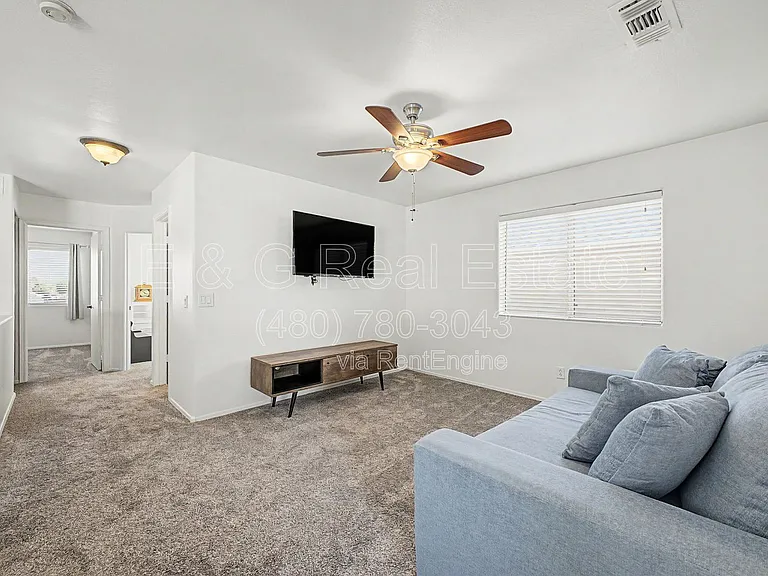 3910 E Rosemonte Dr — Photo 26