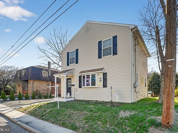 3rd image of 510 Rhoads Ave