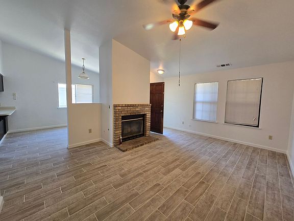2nd image of 2285 N 10th Ave