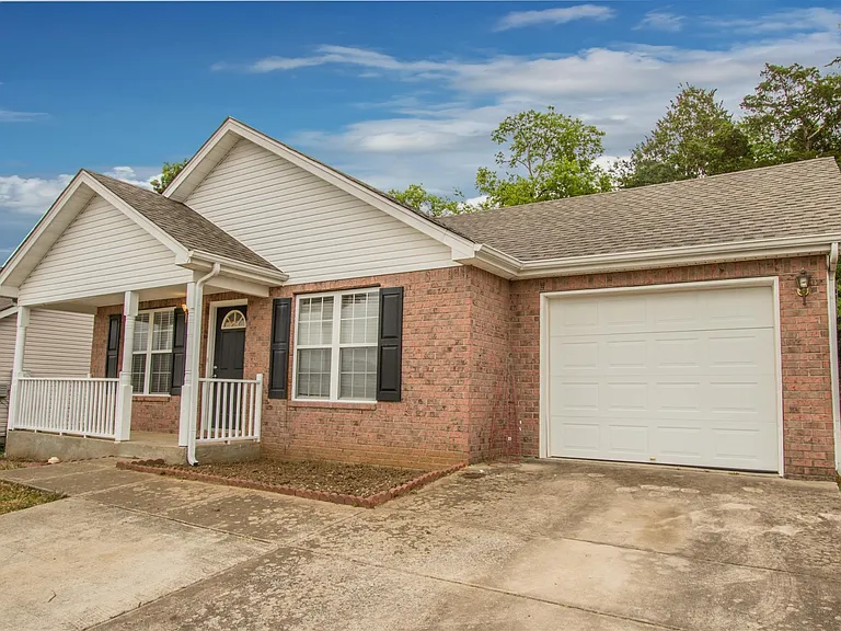 4054 Margo Cir — Photo 2