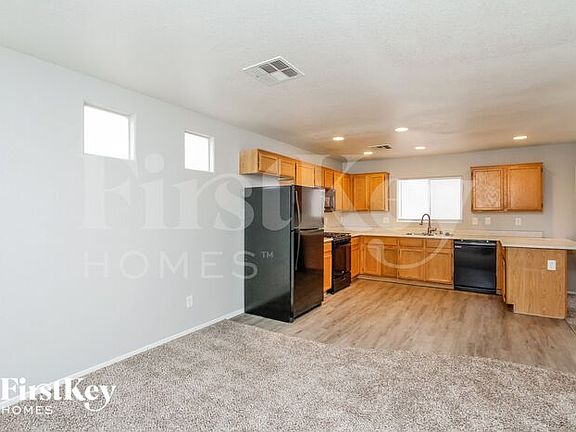 5th image of 5244 Paradise Valley Ave