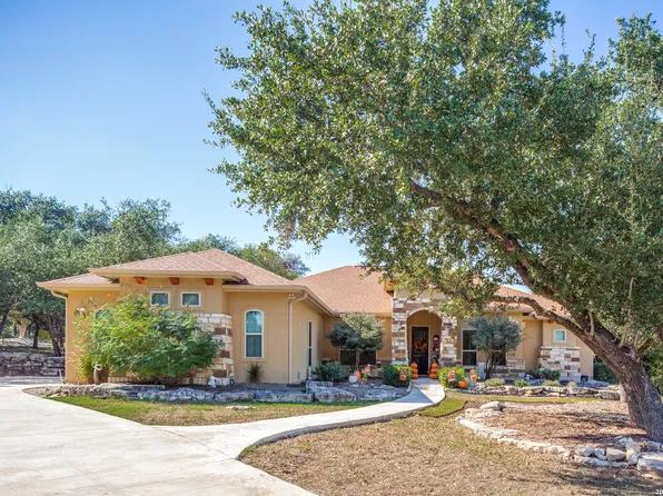 464 Upland, Canyon Lake, TX 78133