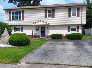 4 Belaire Dr, Johnston, RI 02919