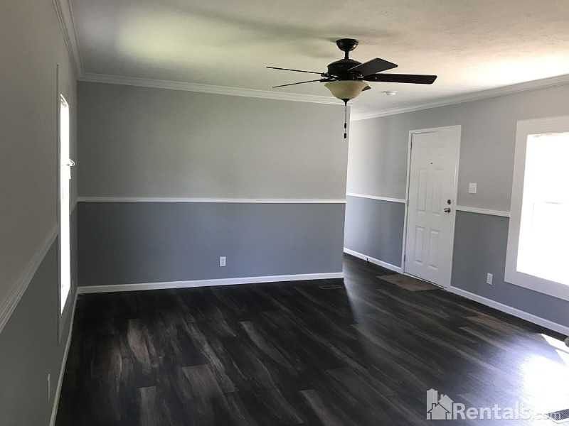 2nd image of 210 Dolphin Dr