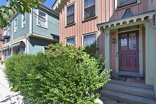 104 Main St #1 Photo 1