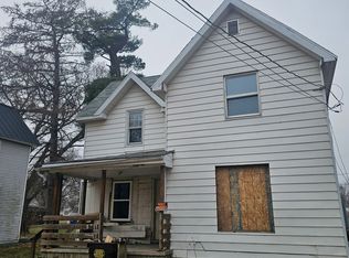 402 6th Ave, Rock Falls, IL 61071