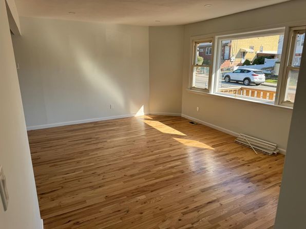 (undisclosed Address)