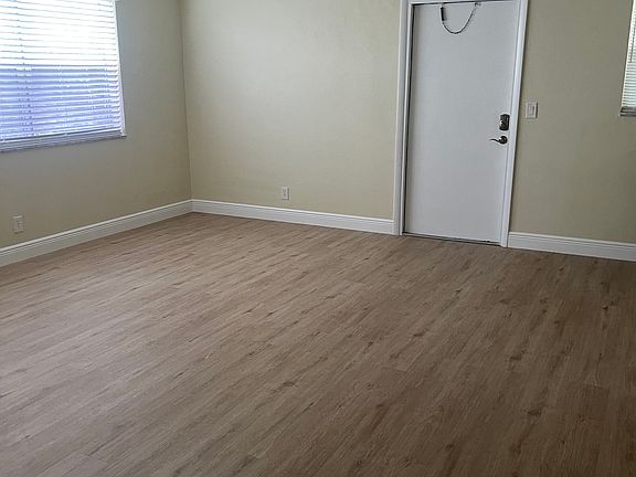 3rd image of 615 NE 8th St APT 8
