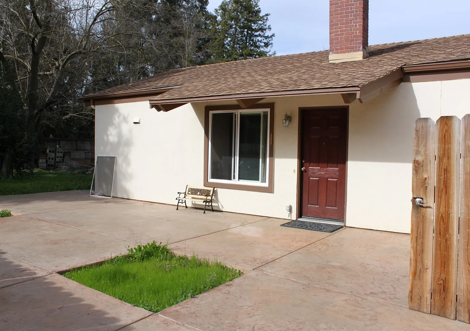 4 bed, 1800 sqft, $3,400 — Photo 1