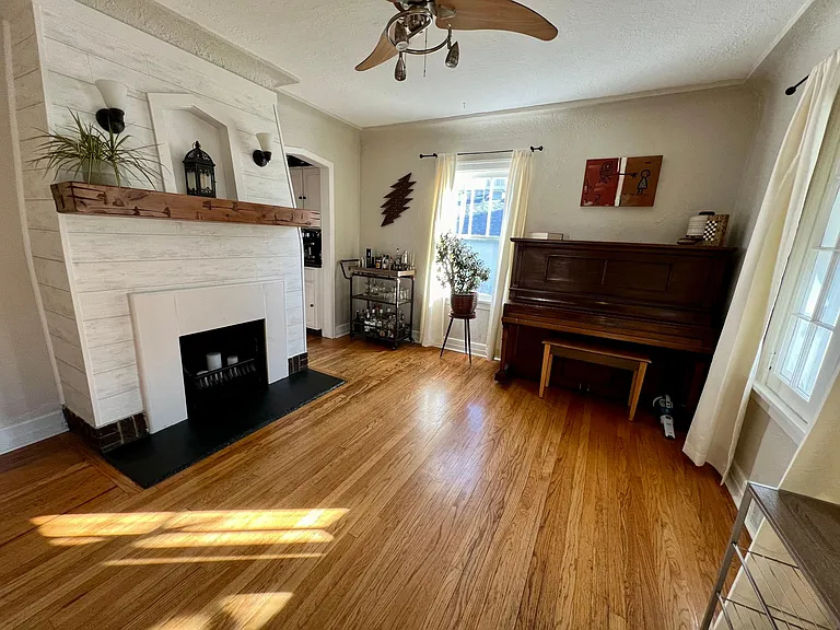 2240 Jay St — Photo 8