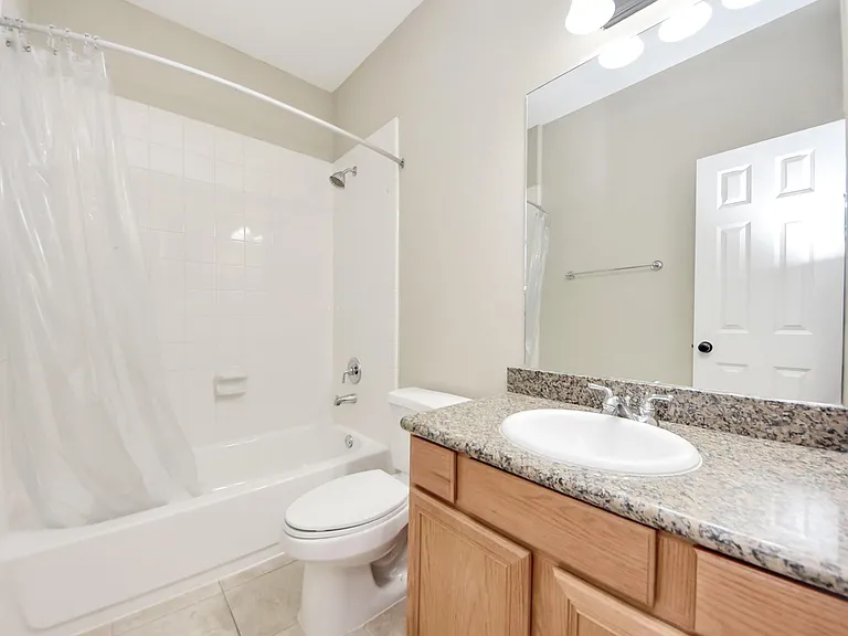 2119 Stuart St — Photo 33