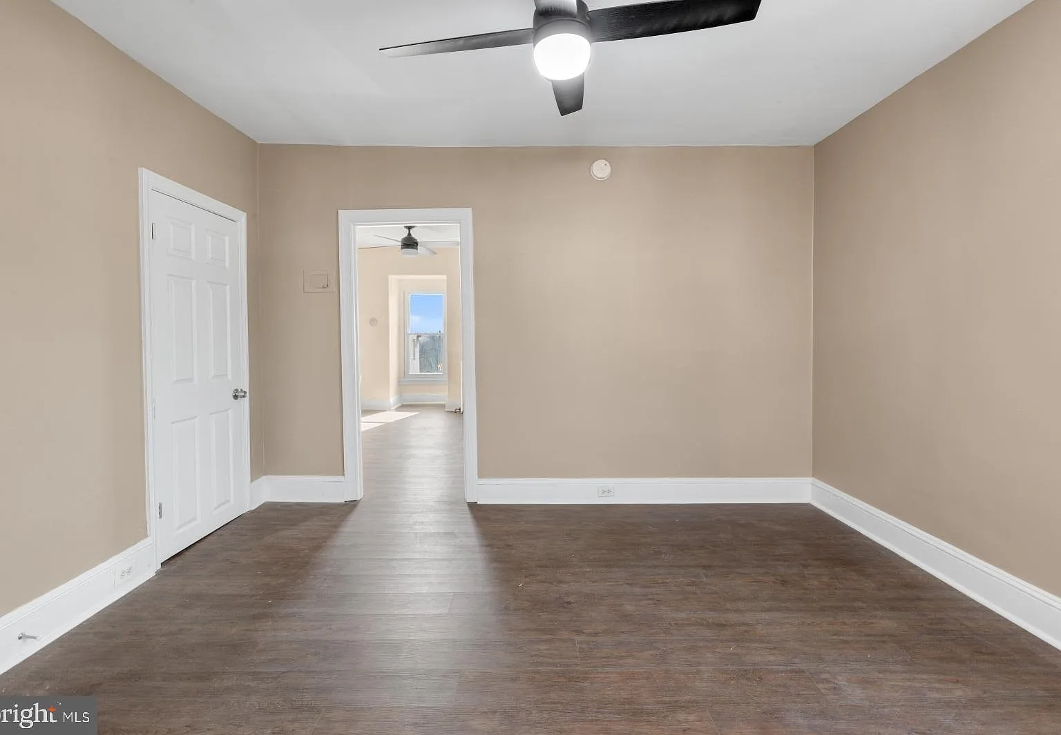 1 bed, 1.0 bath, $1,295 — Photo 3