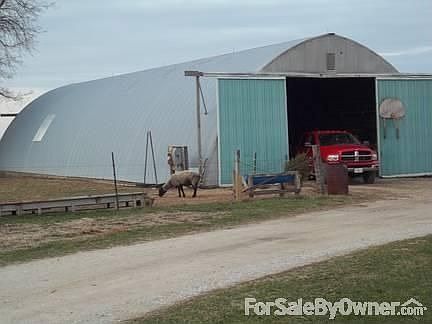 3rd image of 1726 County Road 600 N