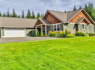 48 E Olympic Palisades Dr, Belfair, WA 98528